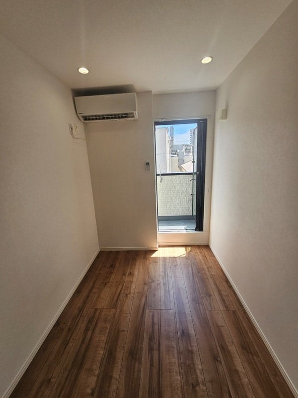 Photo 1 of unit P011599 — 1K