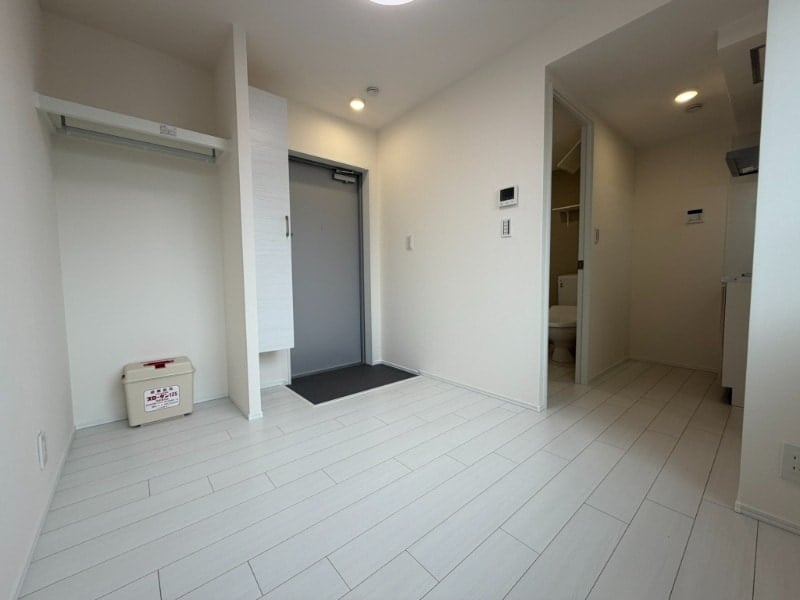 Photo 1 of unit P010745 — 1R