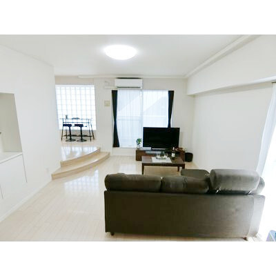 Photo 1 of unit P011411 — 1K