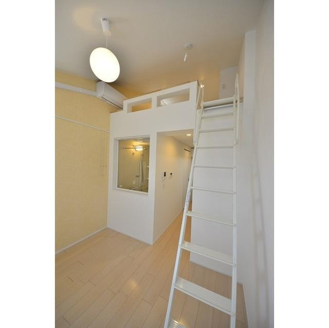 Photo 1 of unit P011951 — 1R
